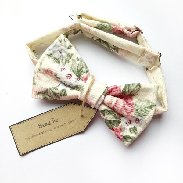 Mens floral bow tie, chintz floral print in ivory, pink and sage linen.