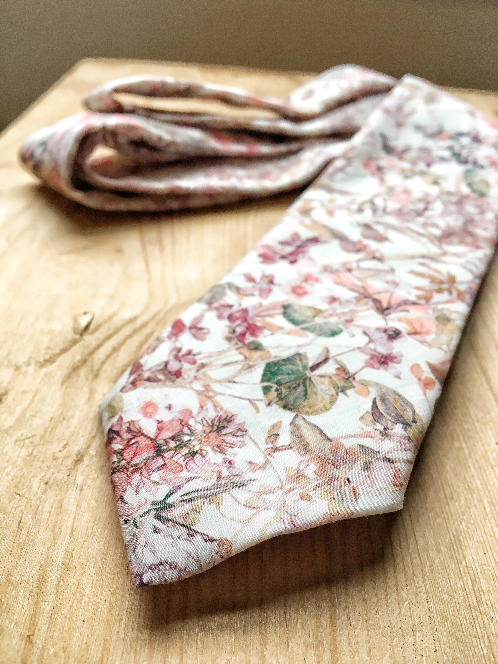 Floral Tie Mens Skinny Tie Blush Pink Tie Wedding Tie Etsy