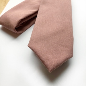 Vintage pink men’s tie, handmade with a William Morris Liberty floral lining