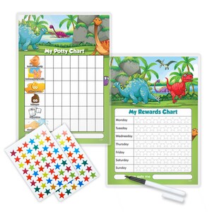 Op de afbeelding: Een groene en witte pottraintabel met dinosaurussen, met een rooster voor stickers en een beloningstabel met sterren. De tabel bevat een set kleurrijke ster stickers en twee witte droog uitwisbare stiften.