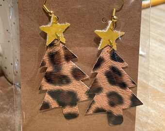 Cheetah Christmas Tree Earrings