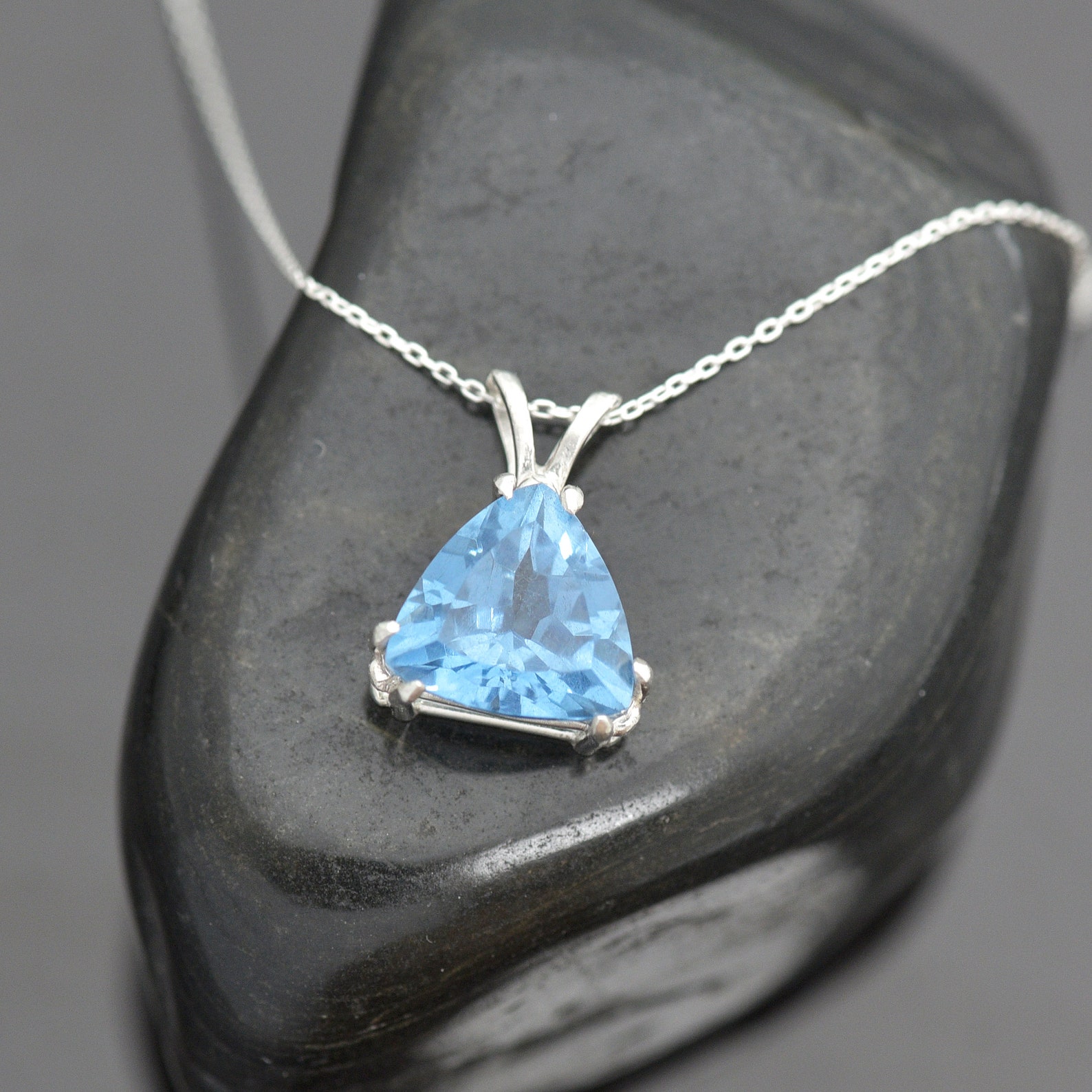 Topaz pendant