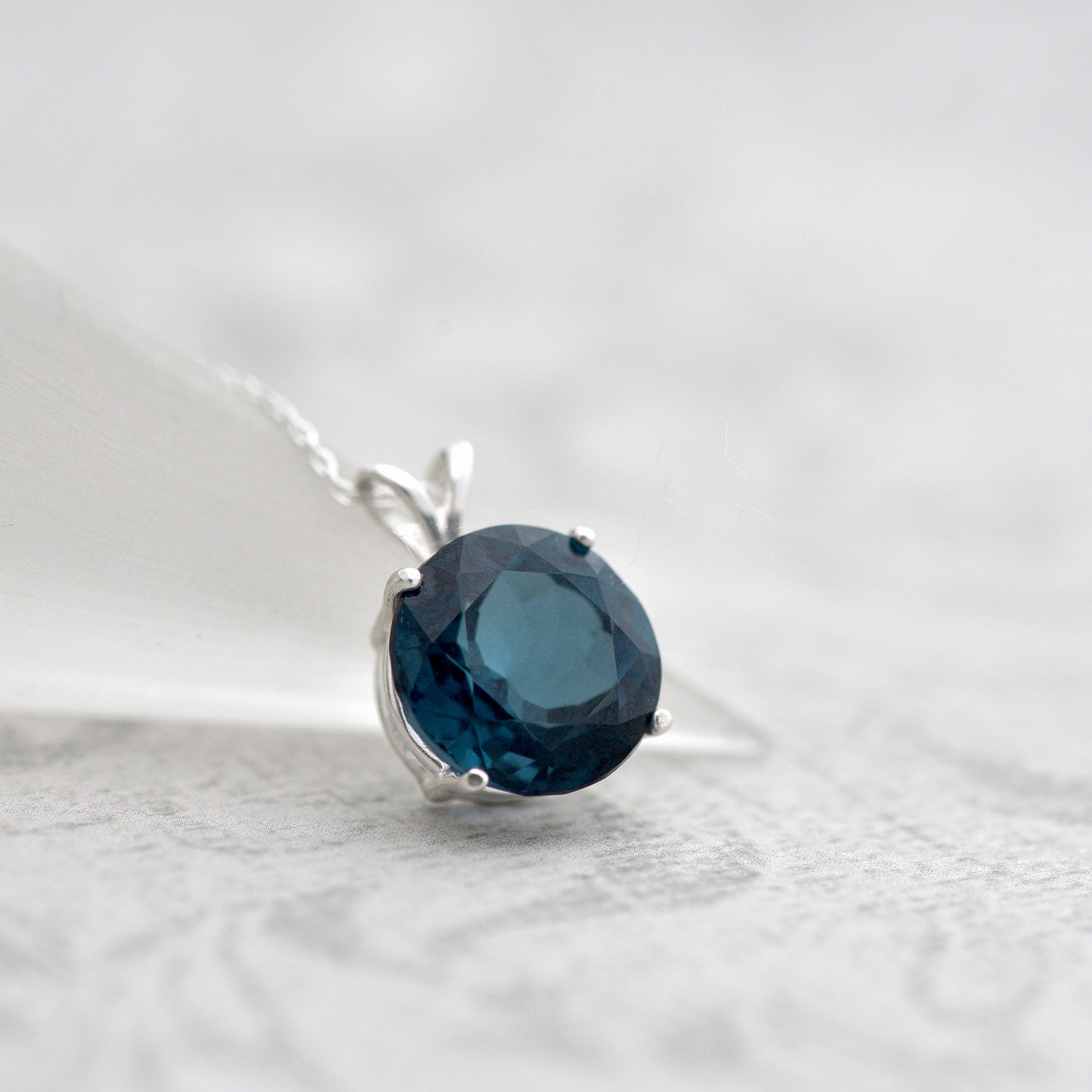 Blue Topaz solitaire pendant by Ian Caird iana Jewellery