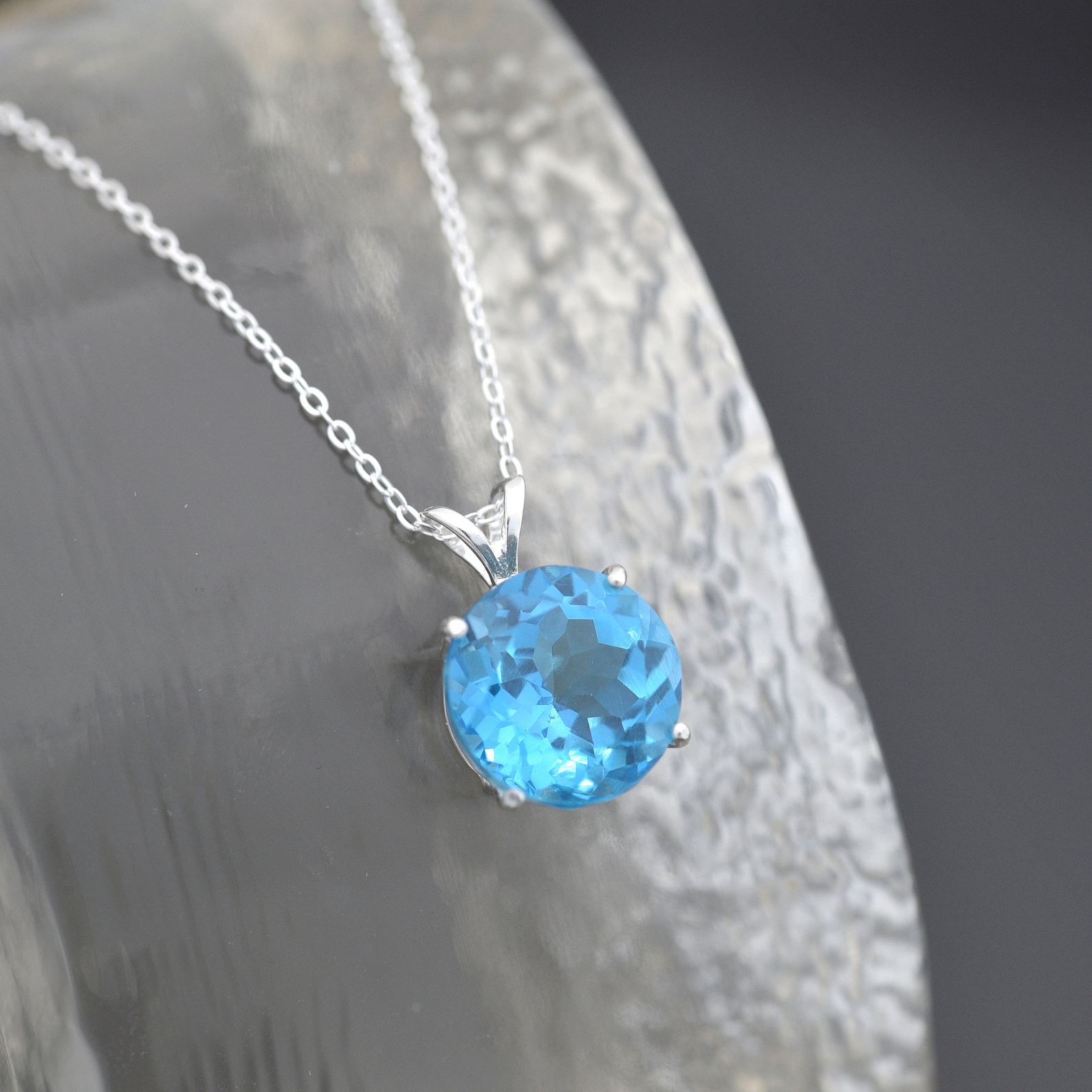 Topaz pendant