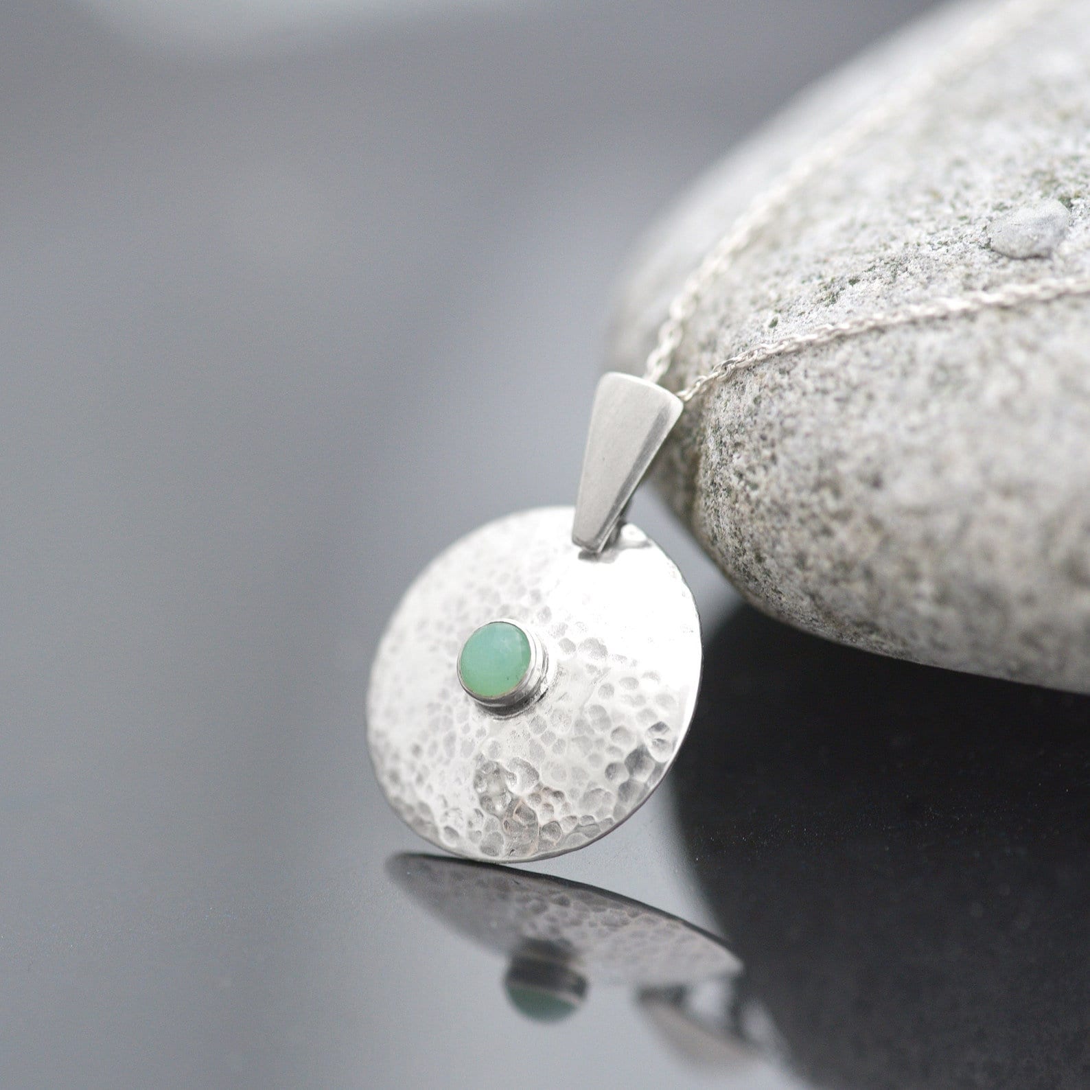 Chrysoprase pendant in sterling silver
