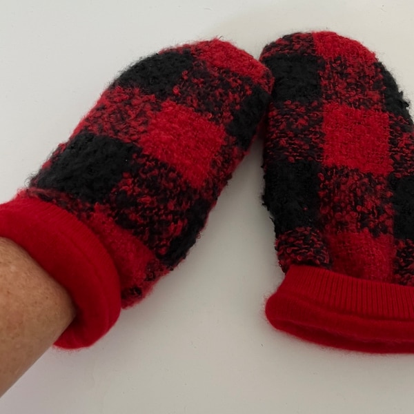 women's recycled sweater mitten's,up-cycled sweater mittens,repurposed sweater mittens,buffalo print mitten,cashmere lined mittens,gloves