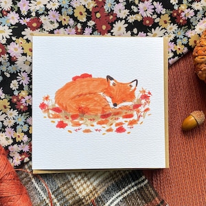 Carte de voeux renard endormi et écureuil roux (148 mm x 148 mm) Illustration de forêt, automne, feuilles, automne, illustré, forêt, mignon, renards