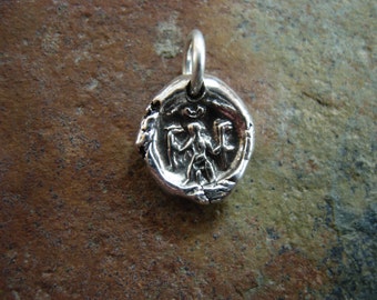 Hekate Wax Seal Charm, hecate, underworld goddess, death, rebirth, begin, endi magic, witchcraft, night, moon, ghosts, wax seal jewelry