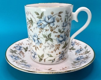 Royal Albert Rose Chintz Series cup and saucer, Blue Gown tea cup, Royal Albert coffee can, Blue Rose mug 3/4 cup