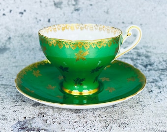 Shelley England green and gold leaf tea cup and saucer set, Shelley New Victoria tea cup, English tea party, Garden tea party, Gift