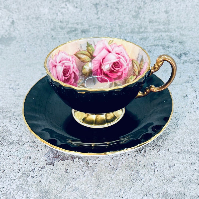 Vintage Aynsley pink cabbage rose tea cup and saucer set, Black pink rose Aynsley, Ring of pink roses, Vintage tea cup and saucer image 4