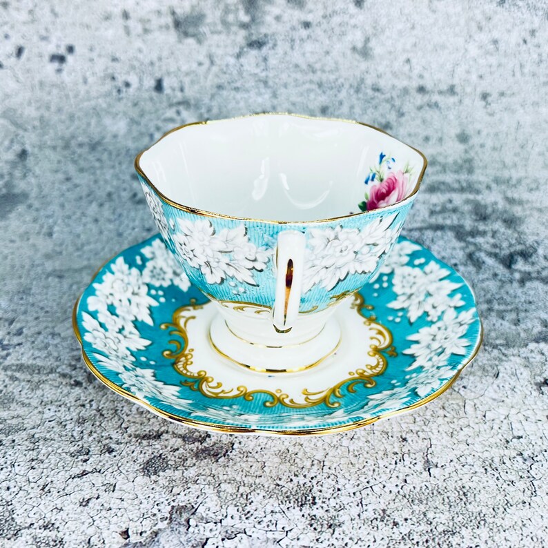 Royal Albert Enchantment tea cup and saucer set, Vintage bridal shower gift, English tea party, Garden teaparty image 5