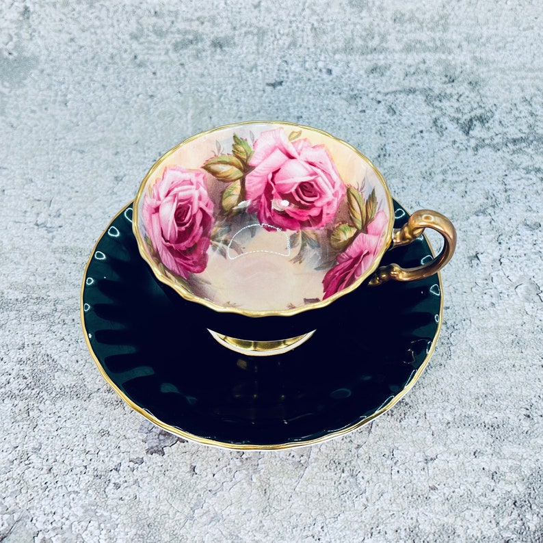 Vintage Aynsley pink cabbage rose tea cup and saucer set, Black pink rose Aynsley, Ring of pink roses, Vintage tea cup and saucer image 7