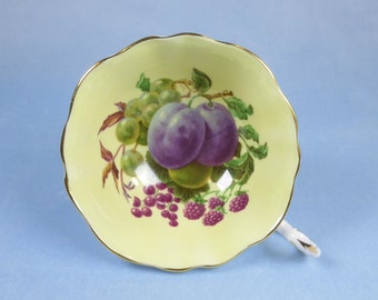 Yellow Paragon fruit tea cup, Paragon cup, plums and berries, light yellow teacup, cup only, replacement teacup