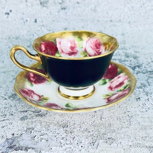 Royal Albert Crown China tea cup and saucer set, Royal Albert Old English Rose, English tea party, Garden tea party, Vintage 1930's tea set image 3