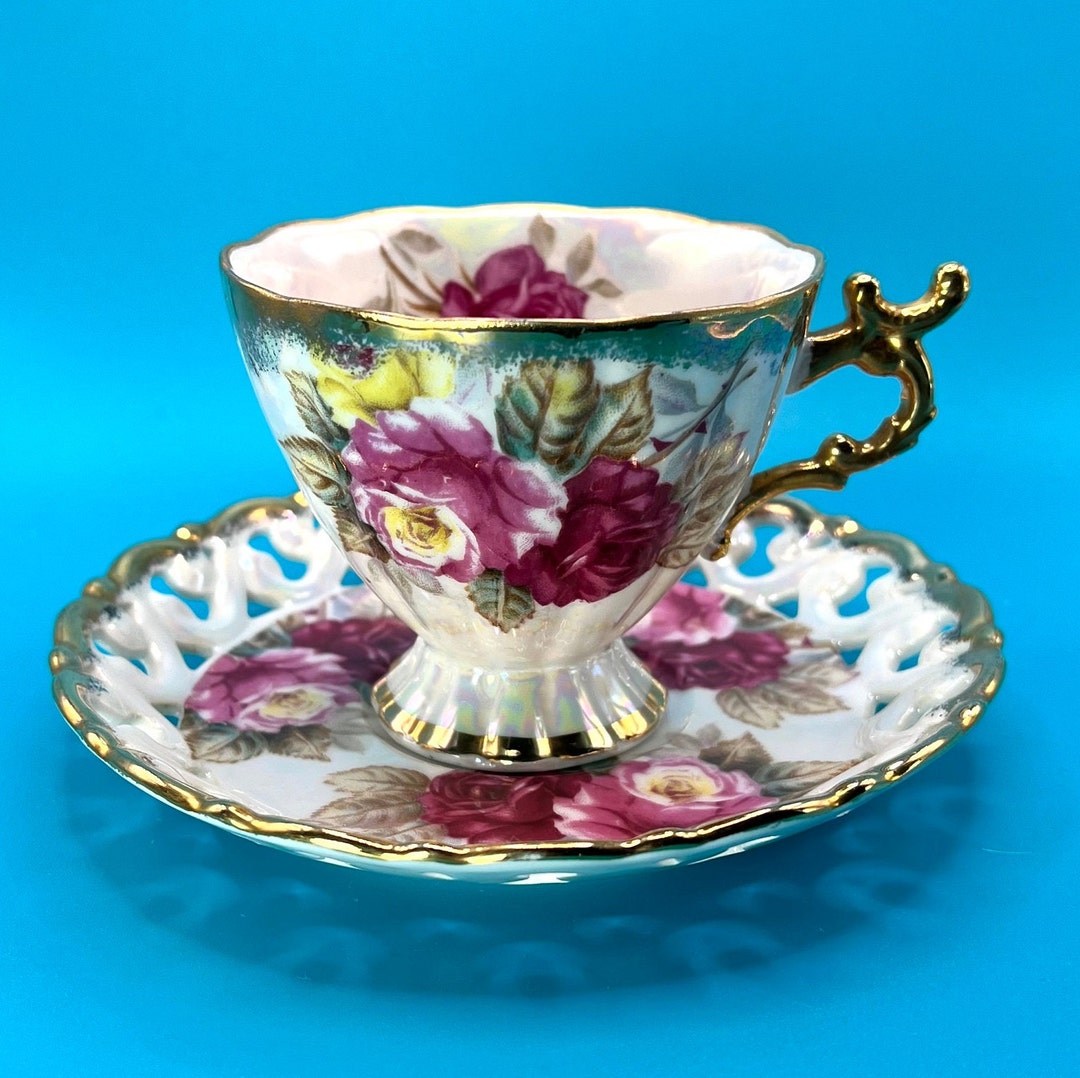 Japan Pedestal Foot Teacup and Saucer, Japanese Tea Set, Pink Roses