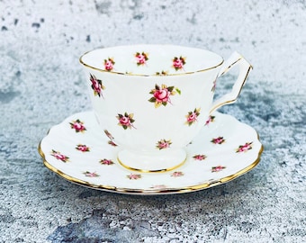 Tasse et soucoupe à thé Aynsley England, service à thé Aynsley rose blanche et rose, service à thé pour la douche nuptiale, roses de demoiselle d'honneur