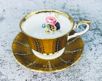 Vintage Paragon tea cup and saucer, Paragon Gold feathers, Garden tea party, Vintage tea party