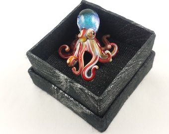 Octopus - Glass Pendant Necklace lampwork