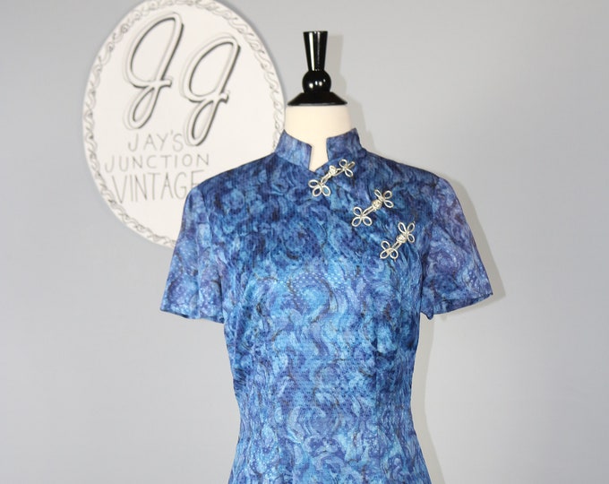 Handmade Vintage Asian Style Blue Hawaiian Island Maxi Dress Silver Frog Closure