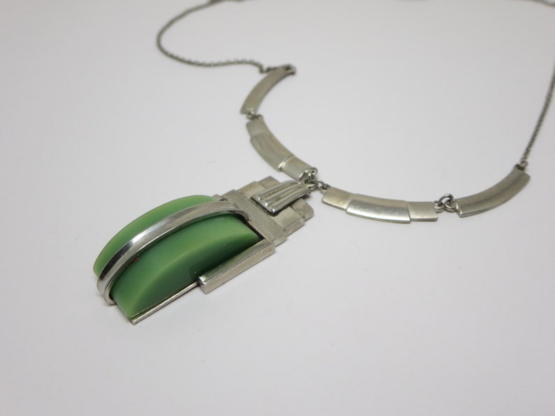 ART DECO NECKLACE~ Vintage jewelry~ Chain Pendant necklace~ Mint green~ Fashion jewelry for her~ Gift