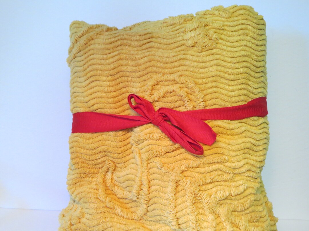 VINTAGE CHENILLE BLANKET Bed Cover Bedspred Yellow Moustard Floral