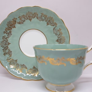 AYNSLEY COLLECTION TEACUP~ Vintage tea service~ Collectible Teacup and saucer~  England porcelain ~ Green and Gold ~ Bone China ~ Gift