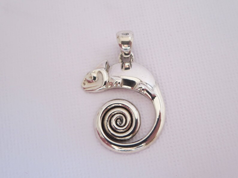 CHARM PENDANT CHAMELEON Pendant necklace Charm pendant Etsy