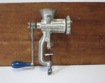VINTAGE MEAT CHOPPER~ Old cast iron Mill~ Vintage Kitchen~ Spond England~ Hand grinder~ Kitchen Accessory~ Kitchen Tool~ Utensil~ Home Decor