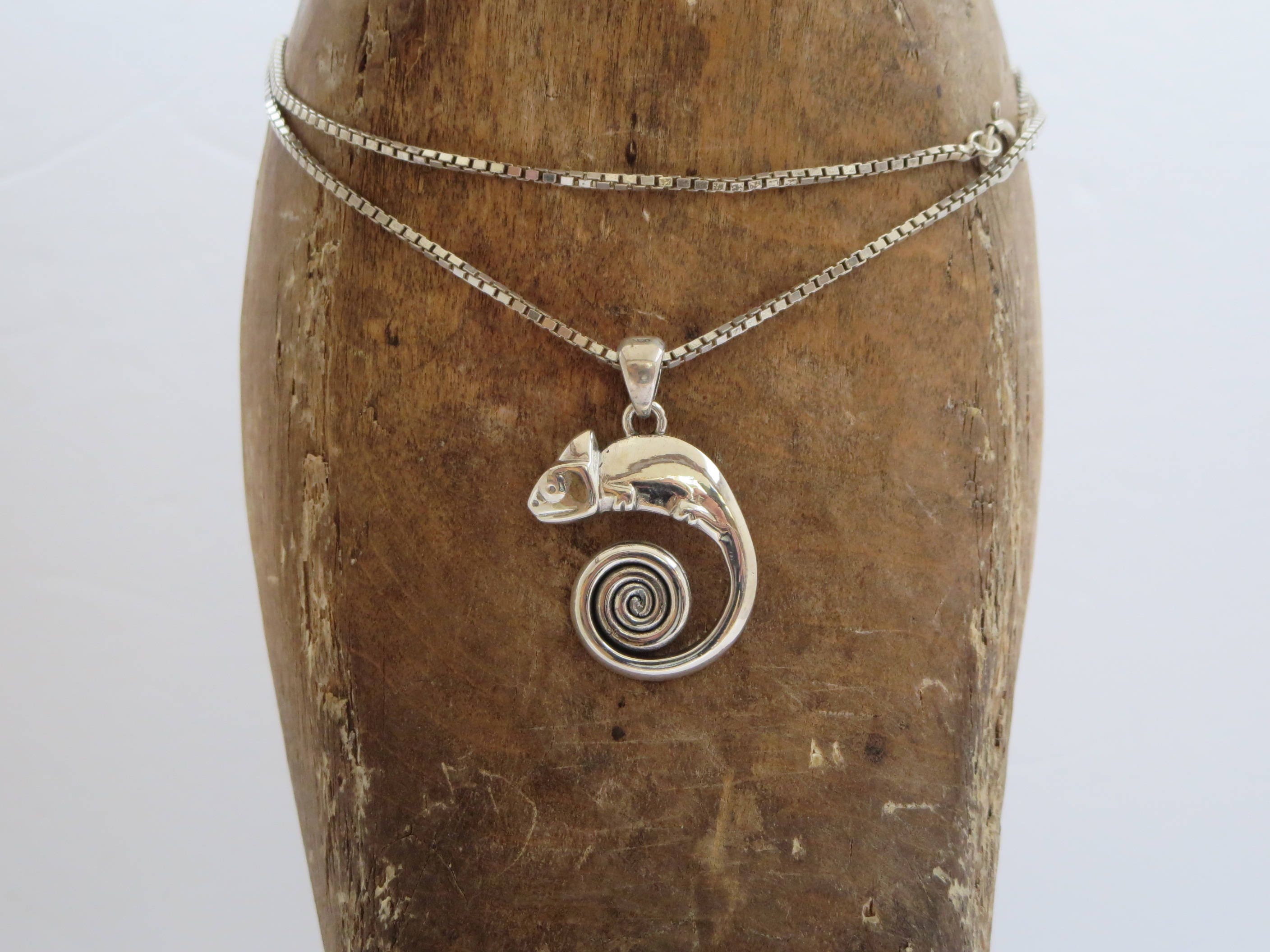 CHARM PENDANT CHAMELEON Pendant necklace Charm pendant Etsy