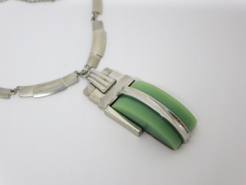 ART DECO NECKLACE~ Vintage jewelry~ Chain Pendant necklace~ Mint green~ Fashion jewelry for her~ Gift