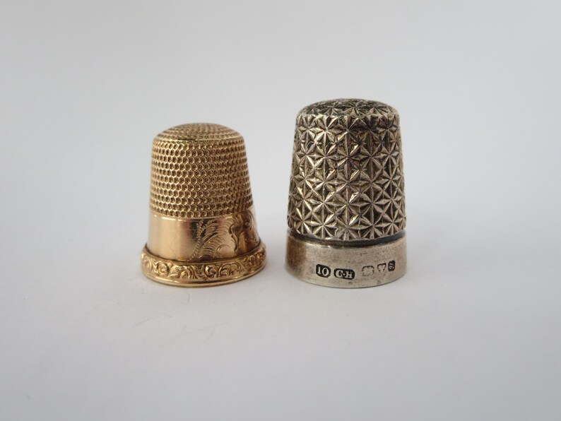SEWING THIMBLES~ Vintage thimble set~ Silver Sterling~ Collectible~ Sewing accessories~ Needle pin finger~ Miniature decor~ Gift
