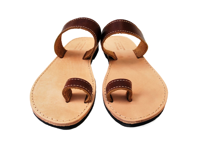 big toe ring sandals