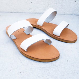 Sandales - Chaussures d’été blanches pour femmes grecques