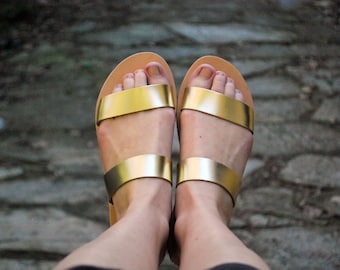 Sandals in gold, womens leather flats, handmade in Greece