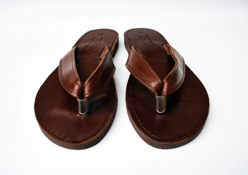 Sandale Flip Flop avec cuir grec de haute qualité de couleur marron foncé image 1