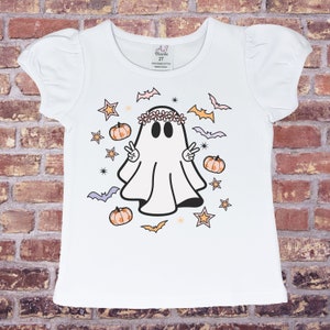 Ghost Halloween Shirt, Trick or Treat Shirt, Retro Top, Retro Beggars night Shirt for Girls, Spooky Top, Halloween Retro, Gift for Daughter