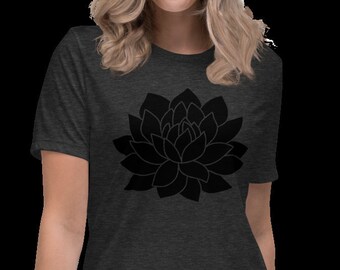 Lotus Flower Women's Relaxed T-shirt, Bloem shirt, Yoga Shirt, Cadeau voor vrouwen, Lotus Flower T-shirt