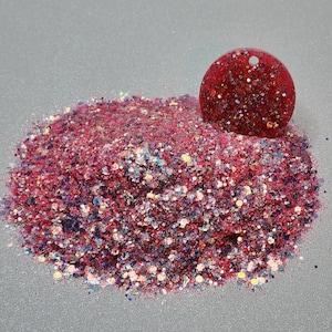 Happy, solvent resistant polyester chunky glitter mix
