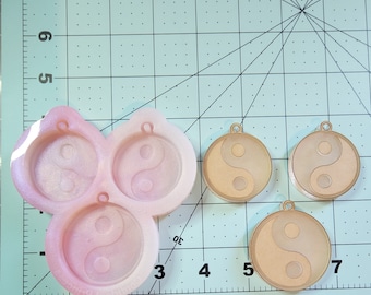 Yin and yang silicone earring and necklace mold