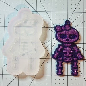 Cute skeleton girl keychain silicone mold, silicone mold