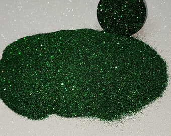 Persephone holographic solvent resistant polyester glitter