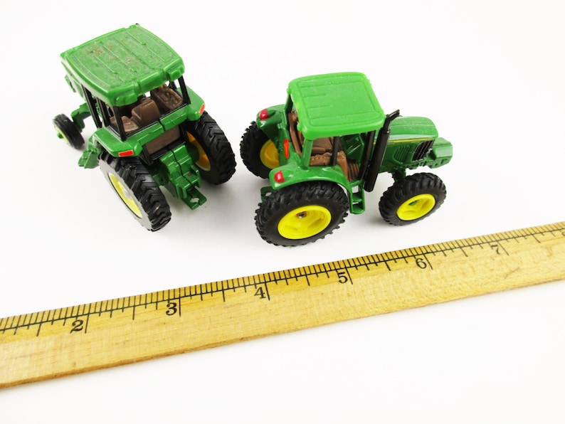 1:64 Scale Tractors Iowa Ertl Metal Tractors Massey-Ferguson 3070 and Case International 7130 Dyersville Two Tractor Miniatures