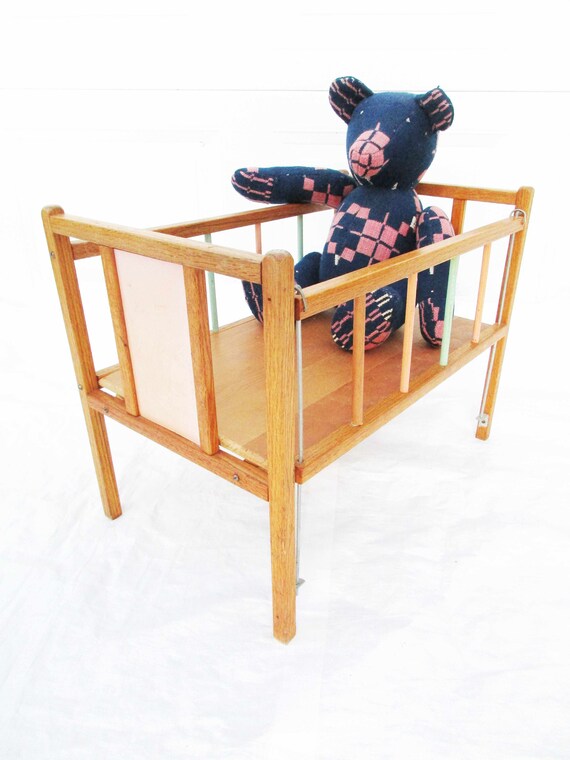 1950's wooden doll crib