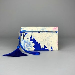 Bolso de mano de seda hecho a mano / Bolso de noche vintage de tela de kimono japonés / Correa desmontable y borla de cuentas / Un regalo único, hermoso y perfecto
