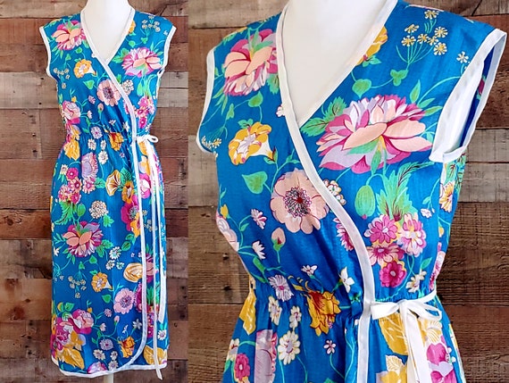 1970s Dress XS Sleeveless Wrap Dress