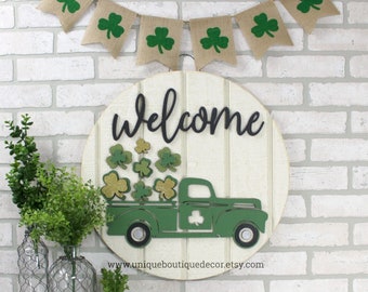St. Patrick's Day Door Hanger, Welcome Door Sign, Green Gold Shamrocks, Vintage Green Truck sign, Rustic Shiplap Sign, 19.5" round sign gift