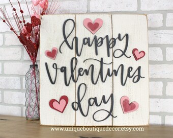 Happy Valentine's Day Wood Shiplap Sign, Rustic Valentines Decor, Farmhouse wall Decor, 17x17, Valentine heart decor, Entry Way Decor