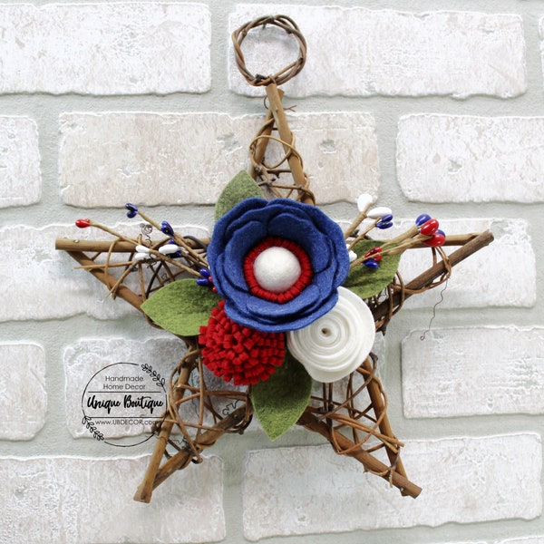 Star grapevine wreath 12", Patriotic Red White Blue Summer Felt Flowers, Farmhouse home decor, Americana door sign, Front door floral wreath