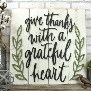 Give Thanks Grateful Heart Sign, Modern Farmhouse wall decor, wood shiplap sign, dining room wall decor, 22x22, large mantel sign